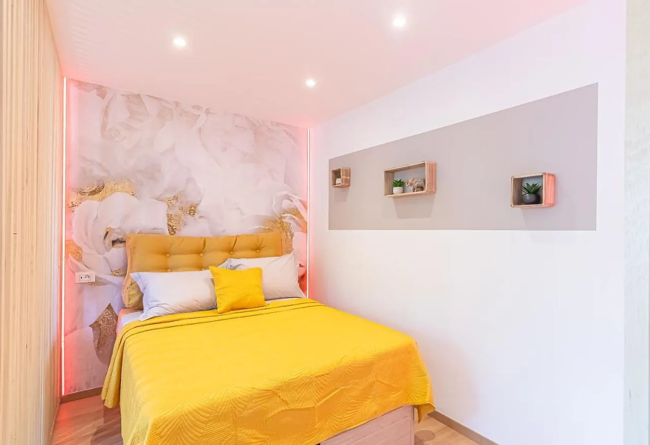 Appartement Le 182 Promenade Du Soleil à Menton 0*,  France