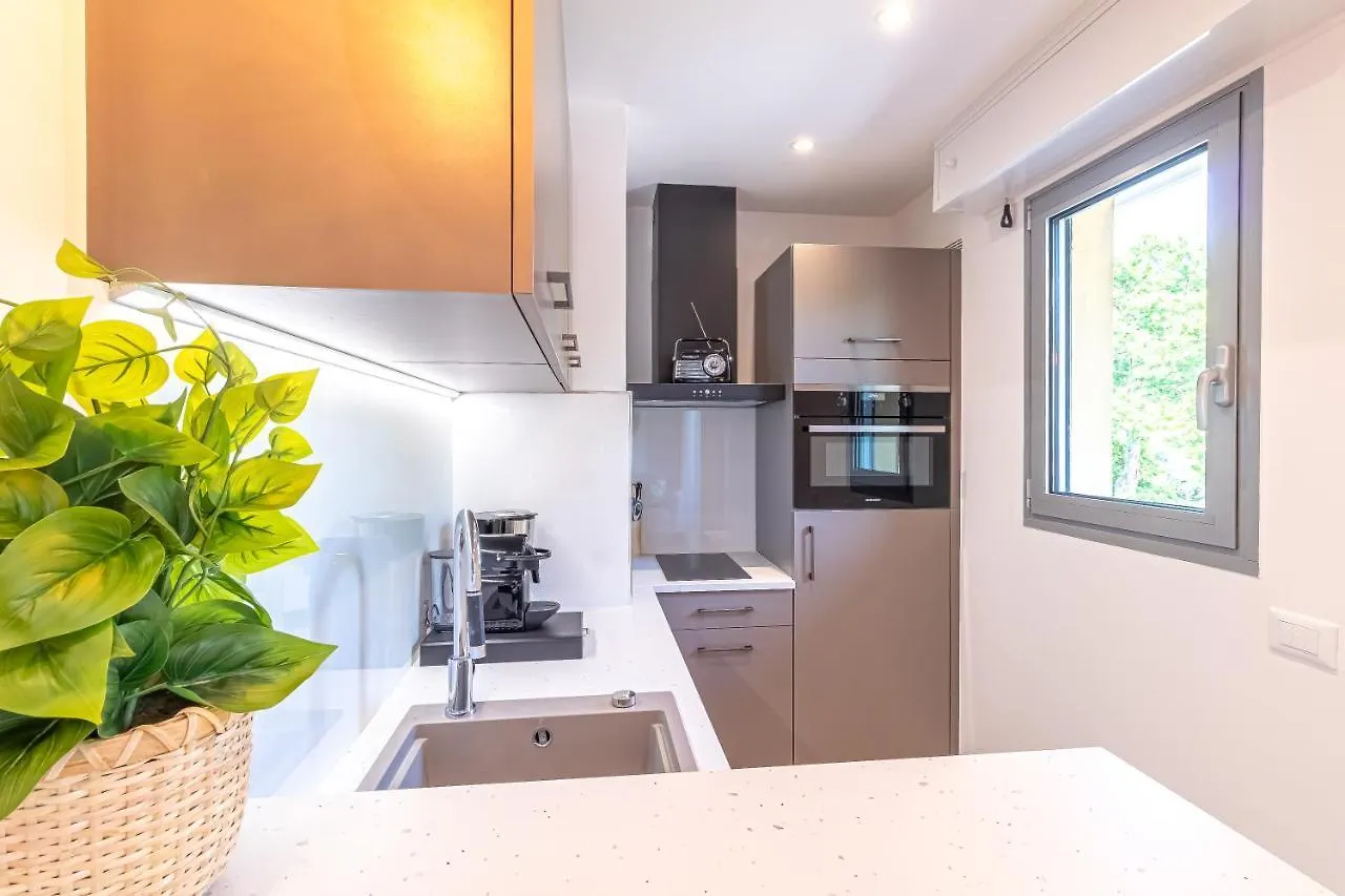 Appartement Le 182 Promenade Du Soleil à Menton France